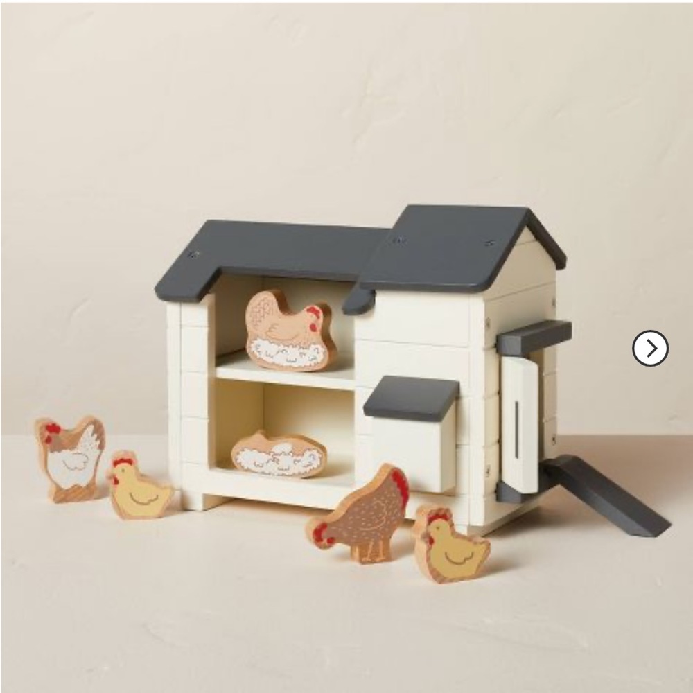 Hearth and Hand Farm Chicken Coop